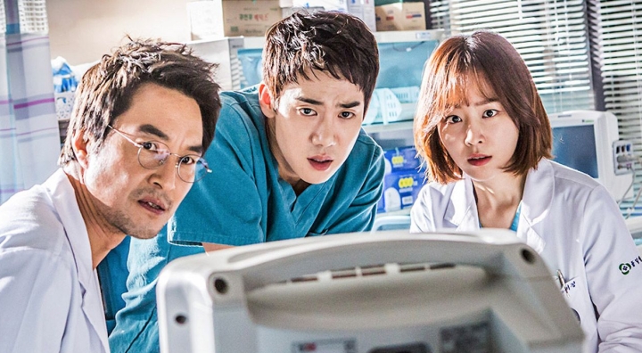Dr. Romantic Has Way Too Much Sub-Plot Drama But The Cast Makes It Worth  Watching – hallyureviews